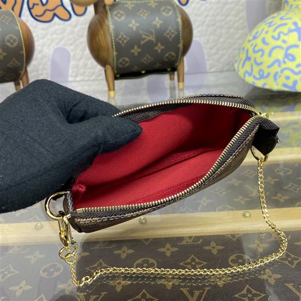 2026124142624404 580